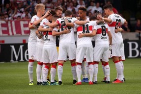 开云体育中国官方网站关于国际比赛日体能课后，上海久事战术微调备战德国杯，悬念犹存，赛季目标并未改变的信息